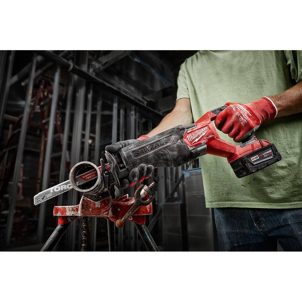 M18 FUEL 18V Lithium-Ion Brushless Cordless SAWZALL Reciprocating Saw Kit W/M18 FUEL Grinder