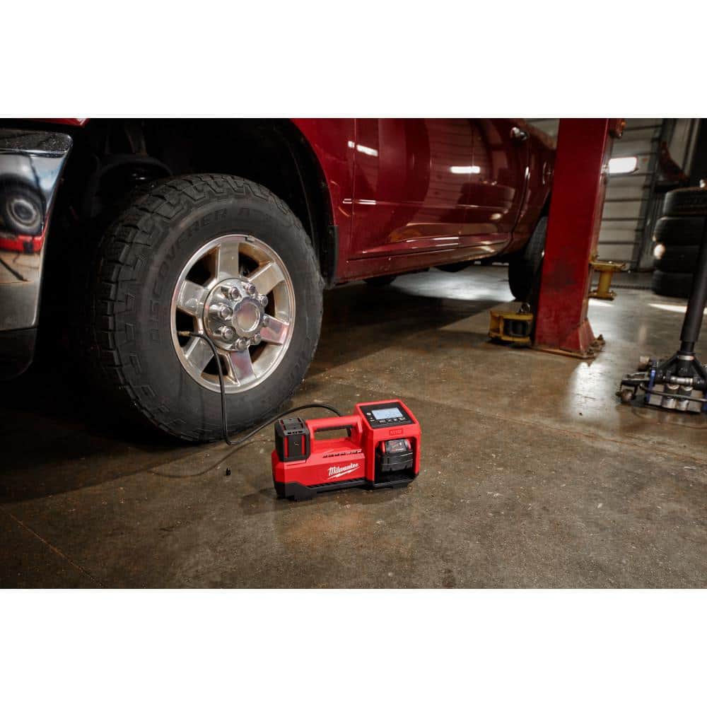 M18 18-Volt Lithium-Ion Cordless Electric Portable Inflator (Tool-Only)