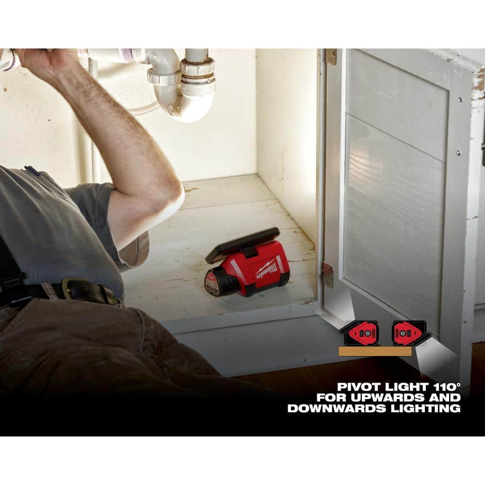 M12 ROVER Service and Repair Flood Light with USB Charging